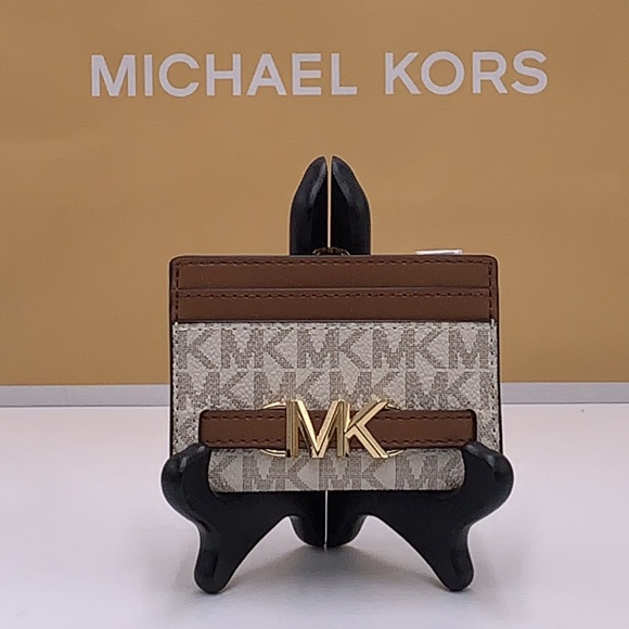 MICHAEL KORS Reed Large Card Holder Case Wallet Vanilla MK NWT - Picture 2 of 9